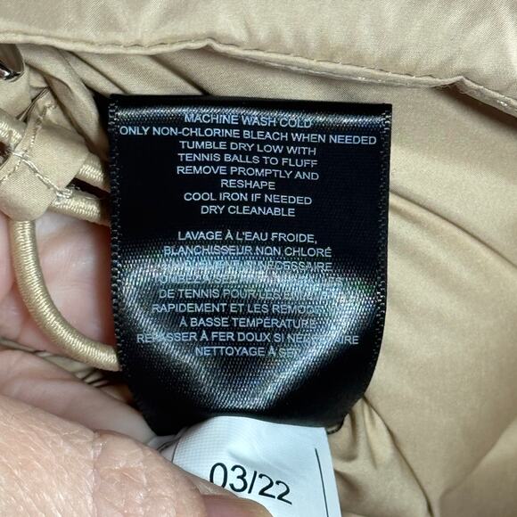 Sam Edelman NWT Mixed-Media Polyester Faux Fur Puffer Jacket Size Small - Picture 15 of 15